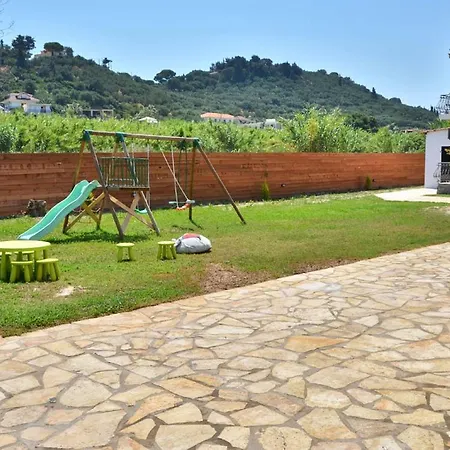 Ξενοδοχείο Sunny Garden Τσιλιβί